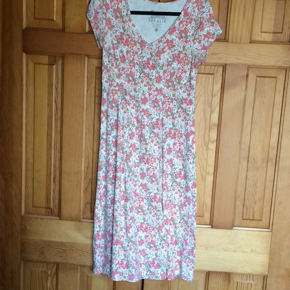 Sahalie midi floral dress size XS